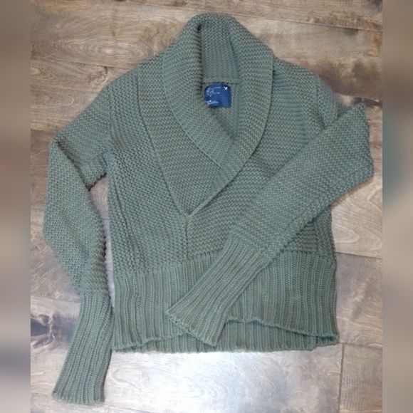 American Eagle Outfitters Sweaters - American Eagle knit sweater